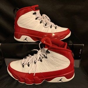 Jordan retro 9 - gym red